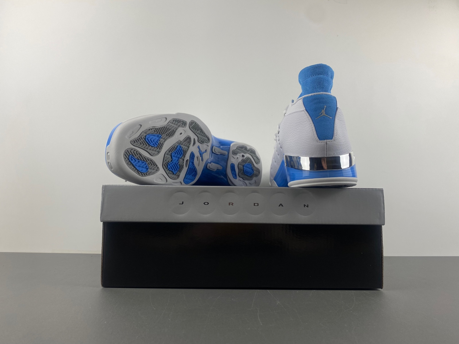 air jordan 17 low “university blue” fj0395-101