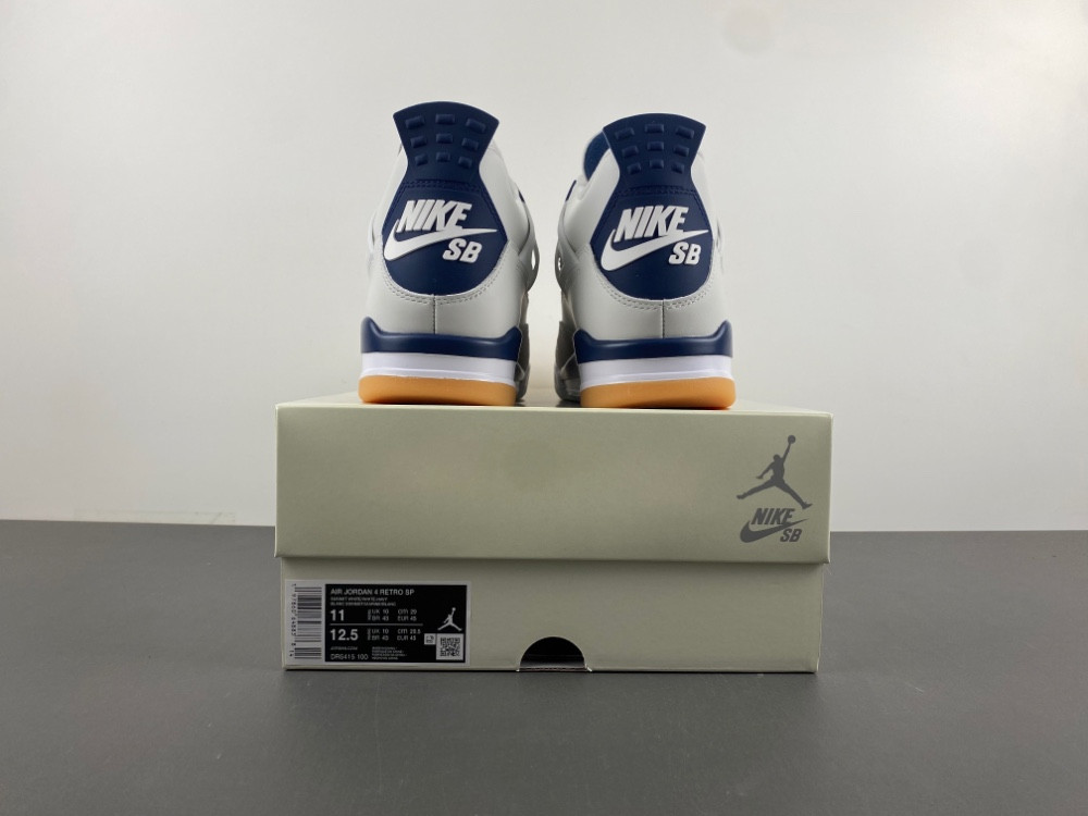 Nike SB x Air Jordan 4 “Navy” DR5415-100