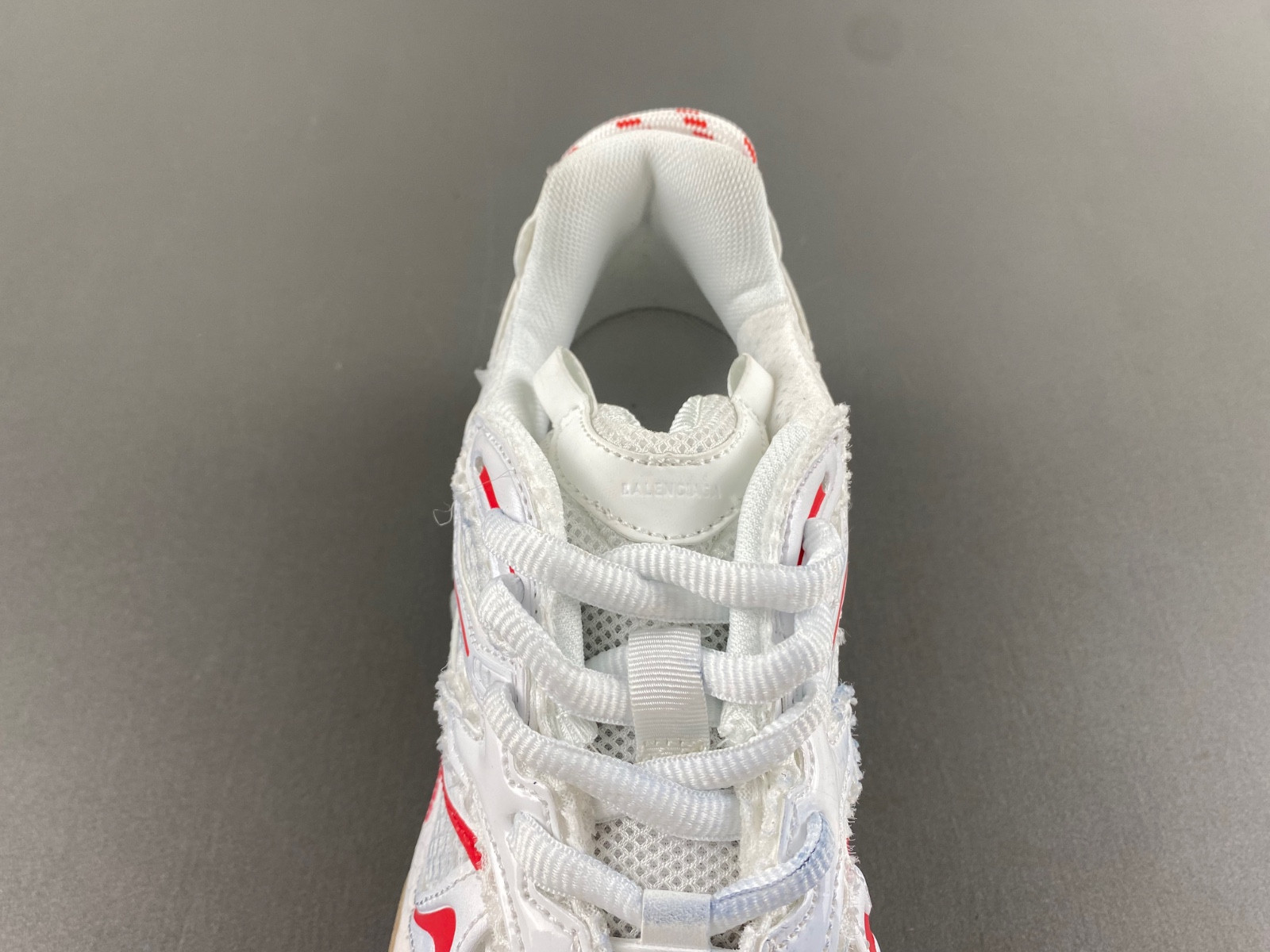 Ba*len*cia*ga runner sneaker