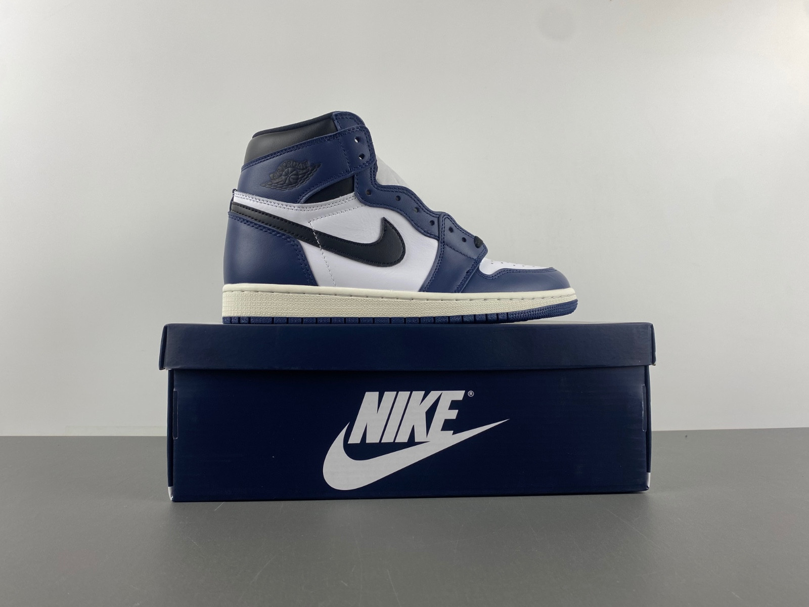 Air Jordan 1 High OG 