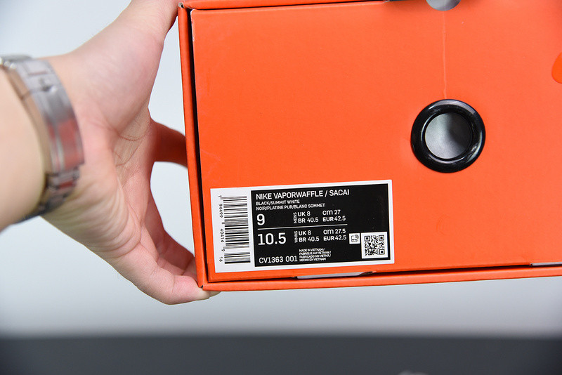 nike ldwaffle x sacai black white cv1363-001