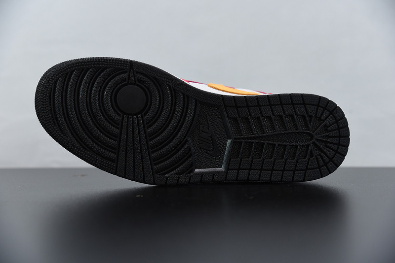 air jordan 1 high og ‘fusion red“ 555088-603