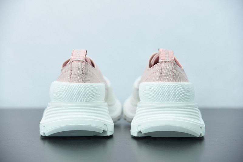 alexer mceen sneakers