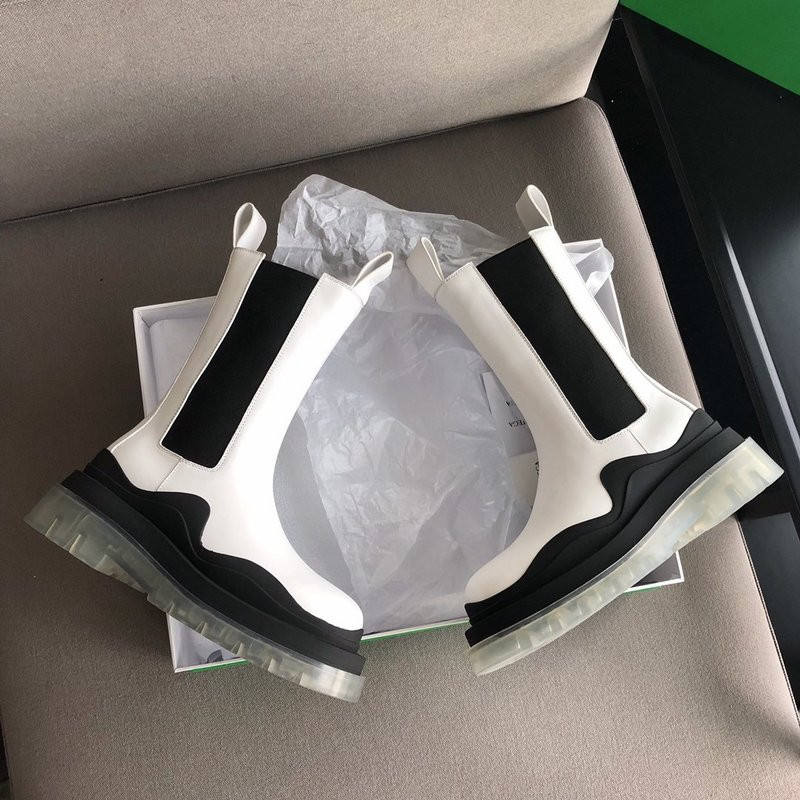 Bo*te*ga ve*ne*ta sneaker