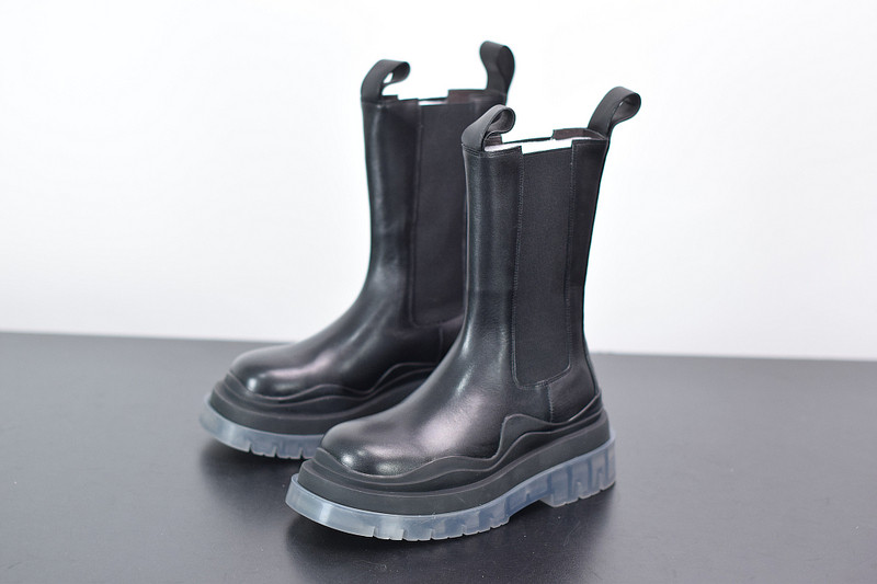 Bo*te*ga ve*ne*ta sneaker