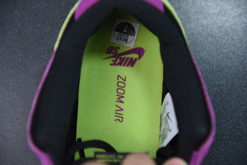 nike sb dunk low “red plum” bq6817-501