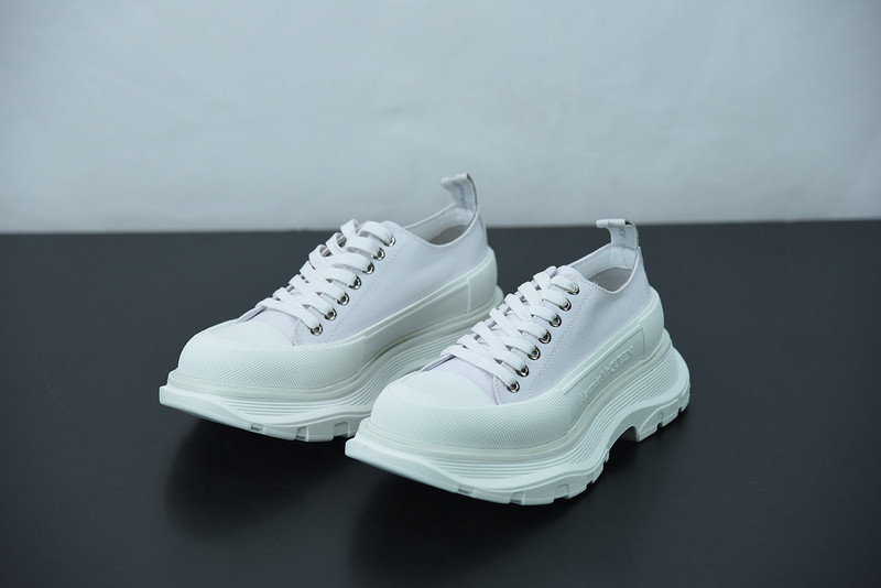 alexer mceen sneakers