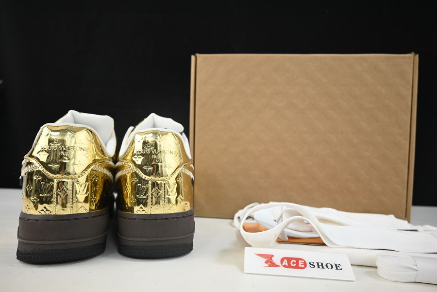 lvt x nike air force1