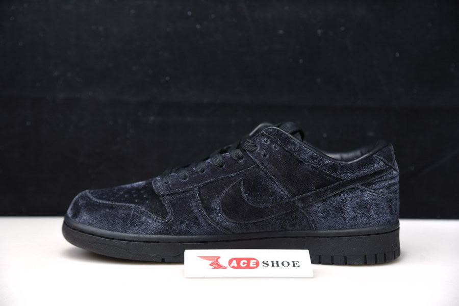dover street market x nike dunk low triple black dh2686-002