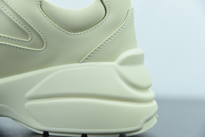 g*u*i rhyton sneaker