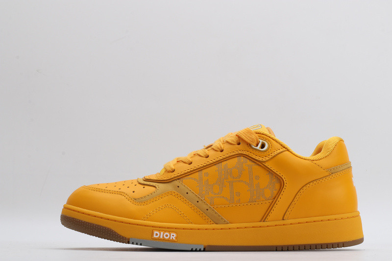 dio* sneaker