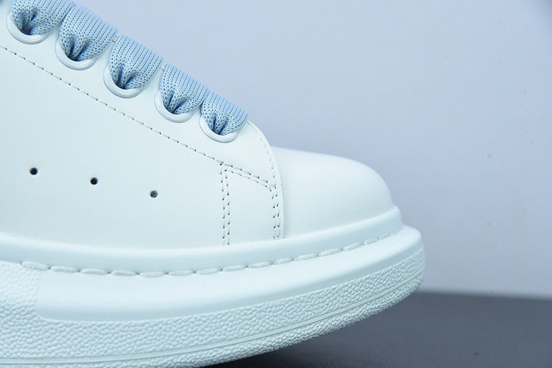 alexer mceen sneakers