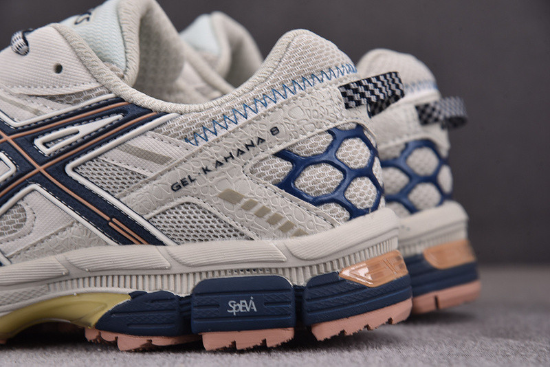 As*ic*s gel kahana 8 