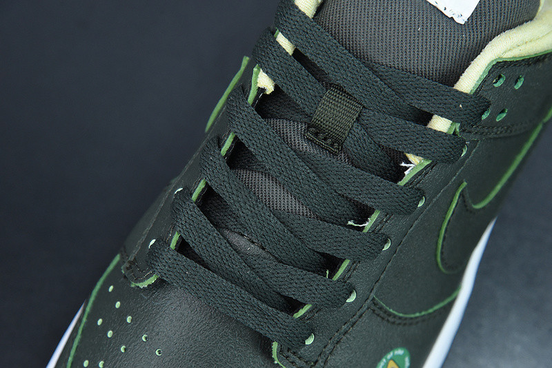 nike dunk low avocado dm7606-300