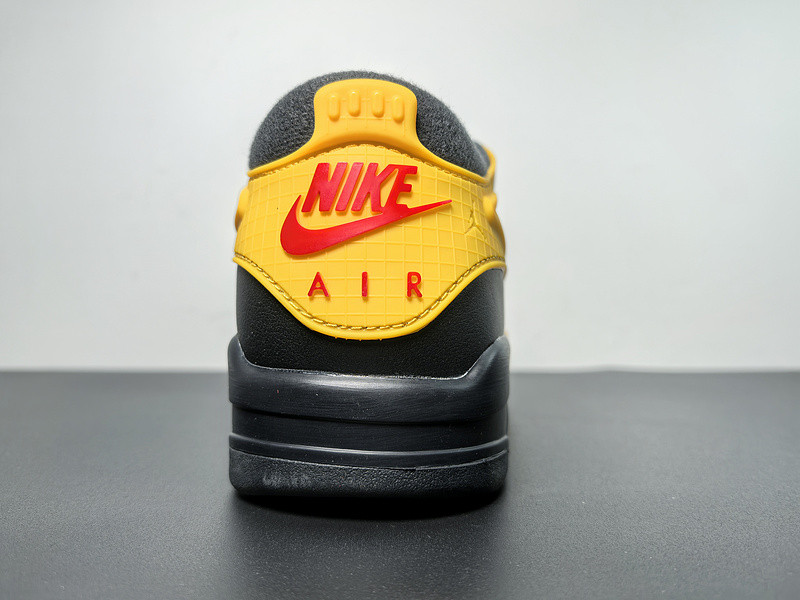Air Jordan 4 RM "Bruce Lee" FQ7939-007