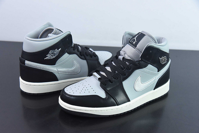 air jordan 1 mid “black Ch*0me” fb9892-002