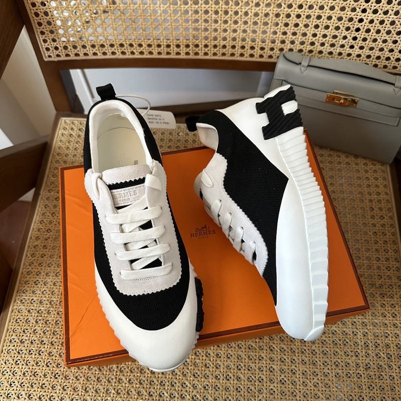 H**mes sneaker