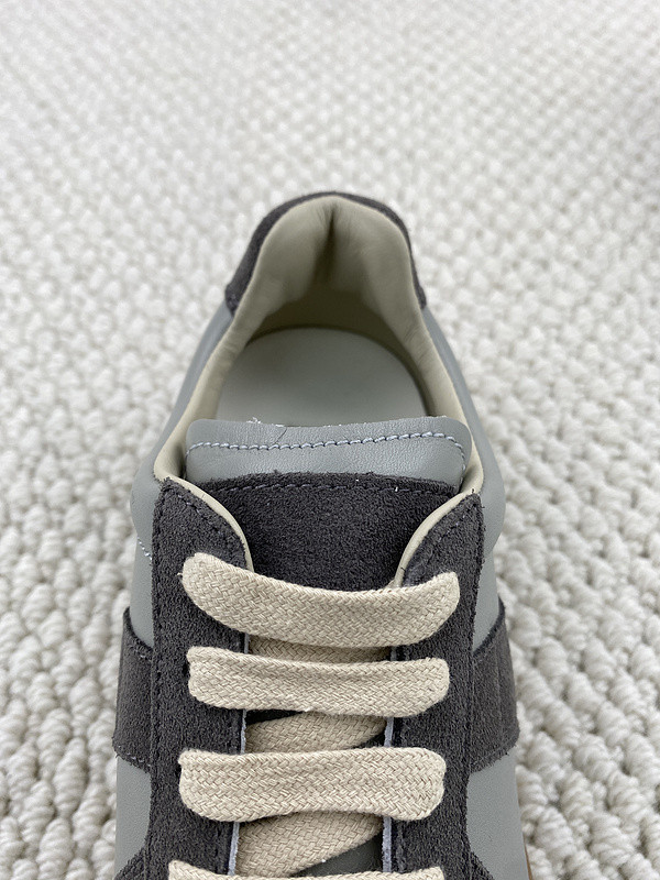 ma*s*n Ma*i*la sneaker