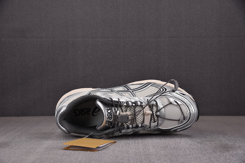 As*ic*s gel-kahana tr v4 