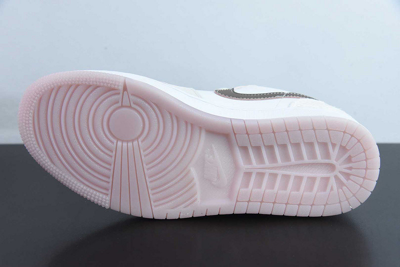 Air Jordan 1 Low WMNS "Coral Reef" IB8859-101