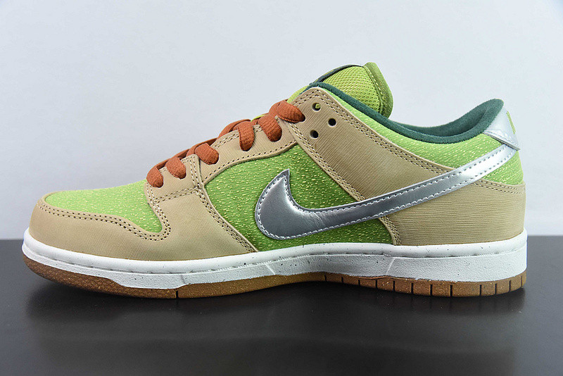 nike sb dunk low "escargot" fq7585-200