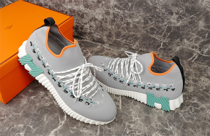 H**mes sneaker
