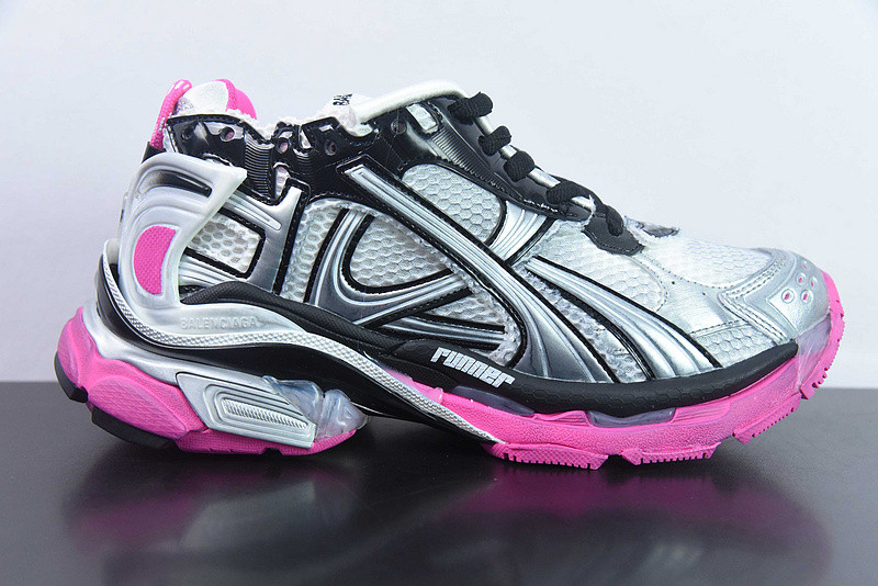 Ba*len*cia*ga runner sneaker