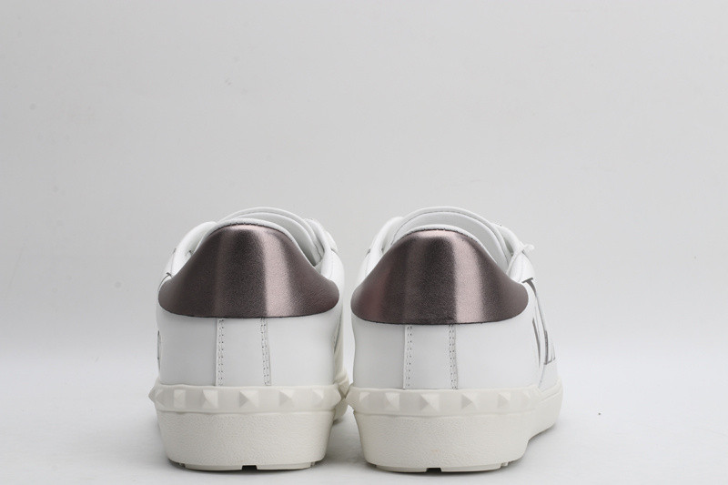 valentino garavani sneaker