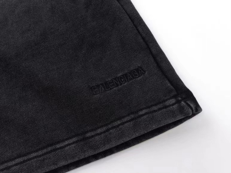 Ba*len*cia*ga clothes