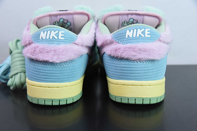 verdy x nike sb dunk low “visty” fn6040-400