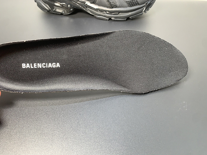 Ba*len*cia*ga runner sneaker