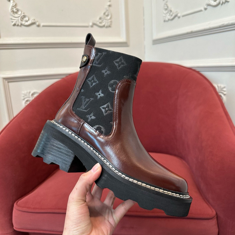 LVT BOOTS
