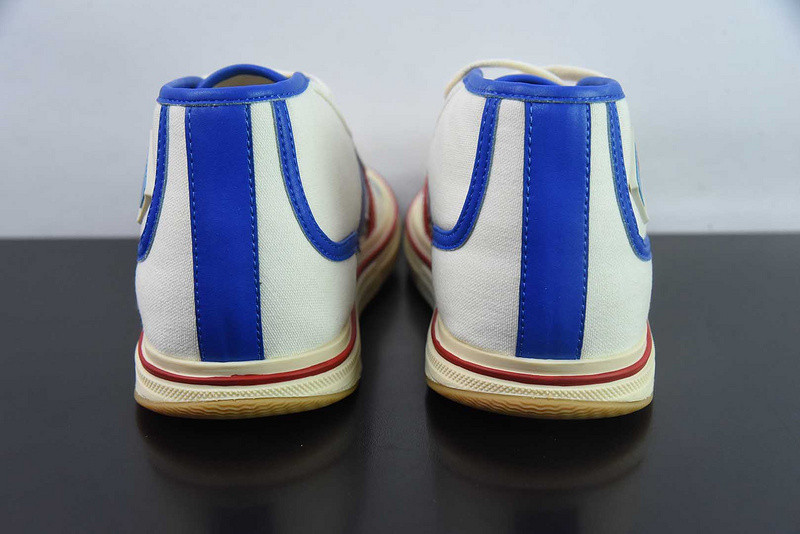 BOTTEGA VENETA Sneaker