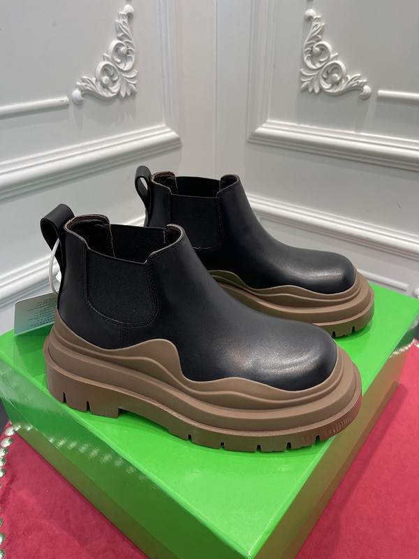 Bo*te*ga ve*ne*ta sneaker