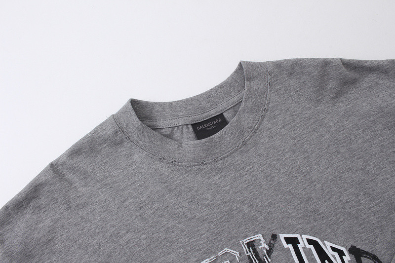 Ba*len*cia*ga clothes