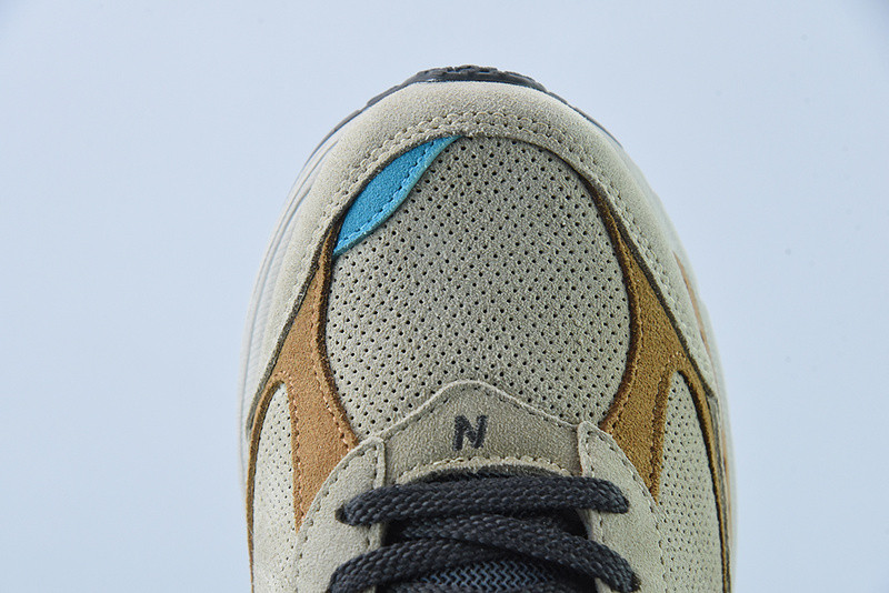 new balance sneaker