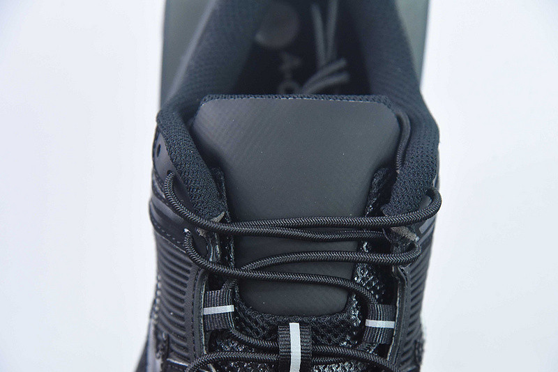 nike a-cold-wall* x air zoom vomero 5 