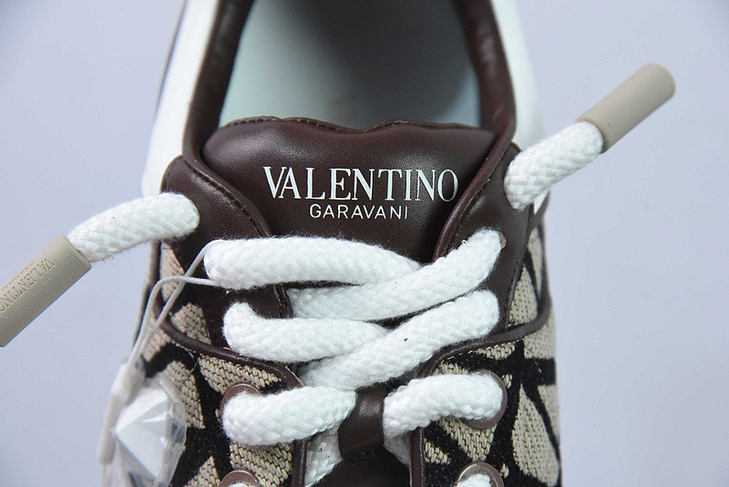 valentino sneaker