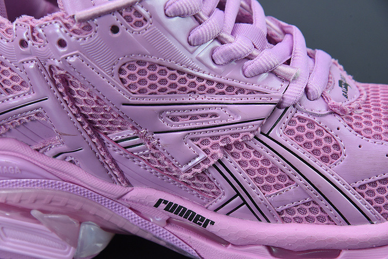 Ba*len*cia*ga runner sneaker