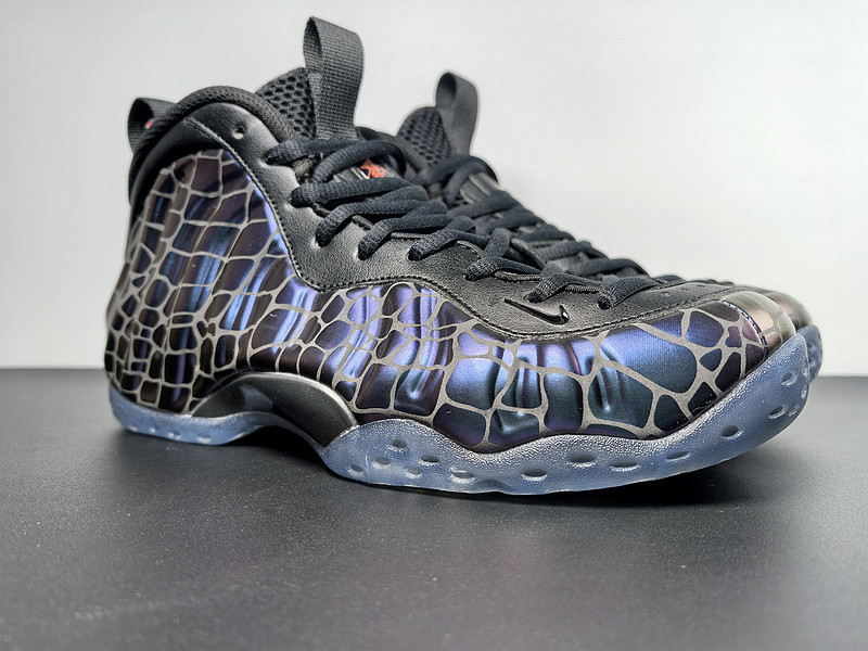 TEKKEN 8 x Nike Air Foamposite One “Kazuya Mishima” FQ9050-400