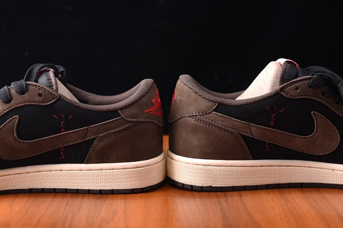 air jordan 1 retro high travis scott low dark mocha cq4277-001