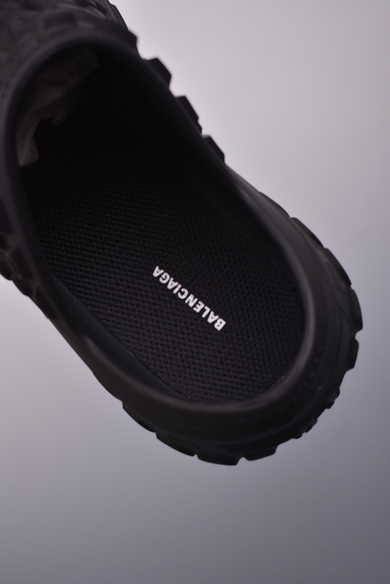 Ba*len*cia*ga defender slip-on clogs